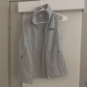 Columbia Light Gray Zip-Up Vest